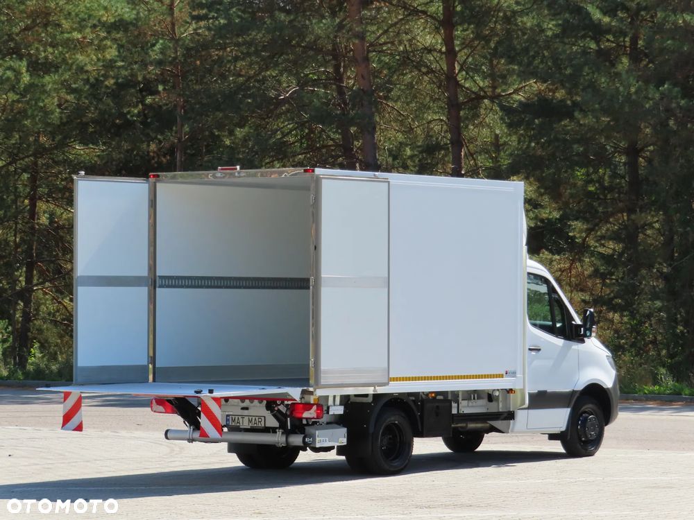 Mercedes-Benz Sprinter 519 CDI 190 KM Chłodnia Winda Załadowcza BÄR 750 Kg Agregat Zasilany Na Postoju 230 V Izoterma ACORD 3500 mm Dł. 6 Euro Palet Rozstaw Osi L2- 3665 mm, DMC 3500 Kg Tylne Koła Bliźniacze WZMACNIANY Stan Wizualny I Techniczny NOWY Tak Jak Z Taśmy Produkcyjnej Gotowy Dostępny OKAZJA POLECAM - 26