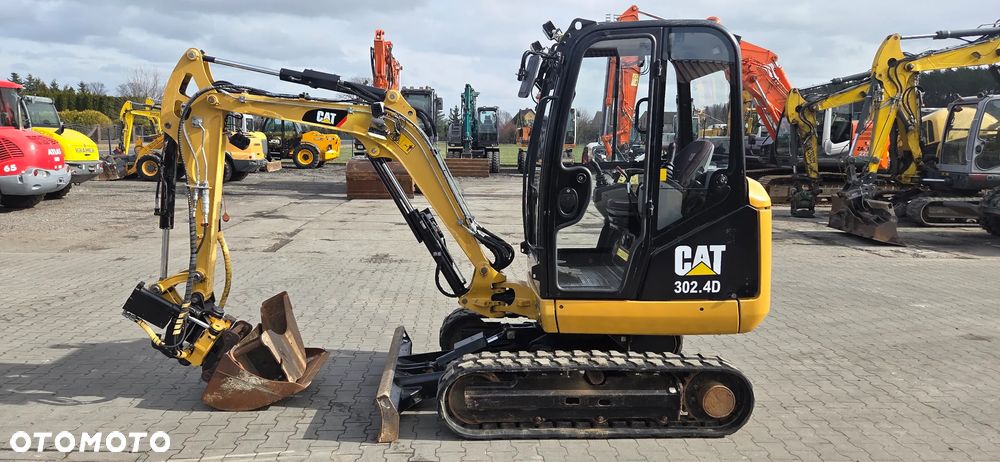 Caterpillar <<CAT 302.4D, Rotatilt Engcon!, 2 łyżki, waga 2360 kg! 2015rok, sprowadzona>> - 6