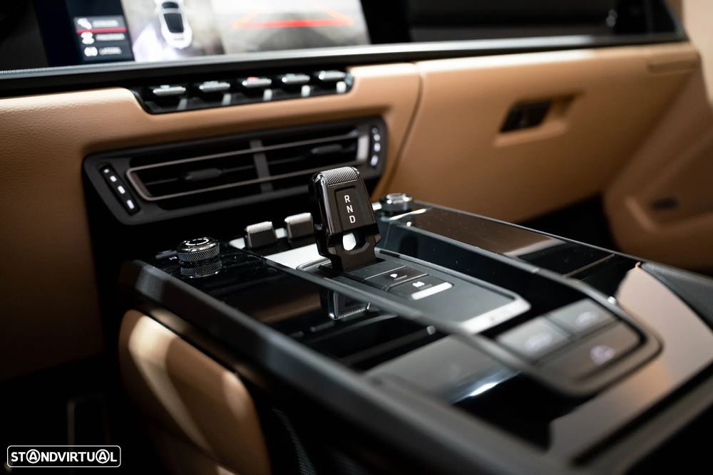 Porsche 911 (992) Carrera 4S Cabriolet PDK - 31