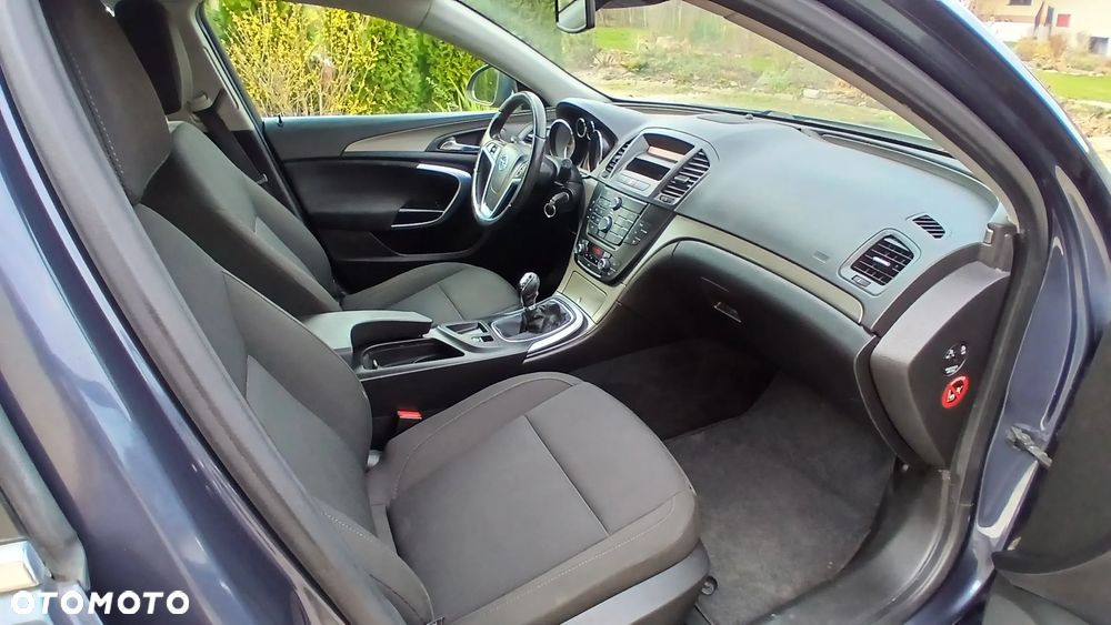 Opel Insignia 1.6 - 21
