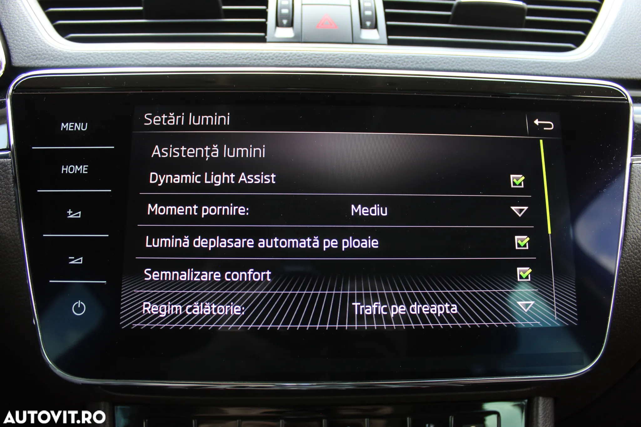 Skoda Superb Combi 2.0 TDI DSG 4X4 Laurin & Klement - 29