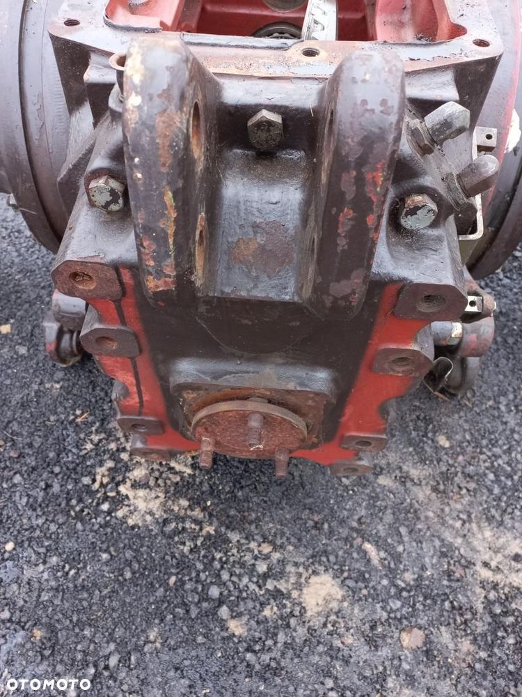 New Holland tylny most 5167252,obudowa ,zwolnica,półoś,rozdzielacz,atak,sworzeń siły uciągu,układ planetarny,5154645,fiat,F110,F130,F140,TM120,8160,M135 FORD,0538009531,5152331,5157158,HAMULCE,tarcza,7840,8240,SILNIK 6 cylindrów pompa wtryskowa,ga401,sl,sle,chłodnica łoże,kołyska,wał,blok. - 6