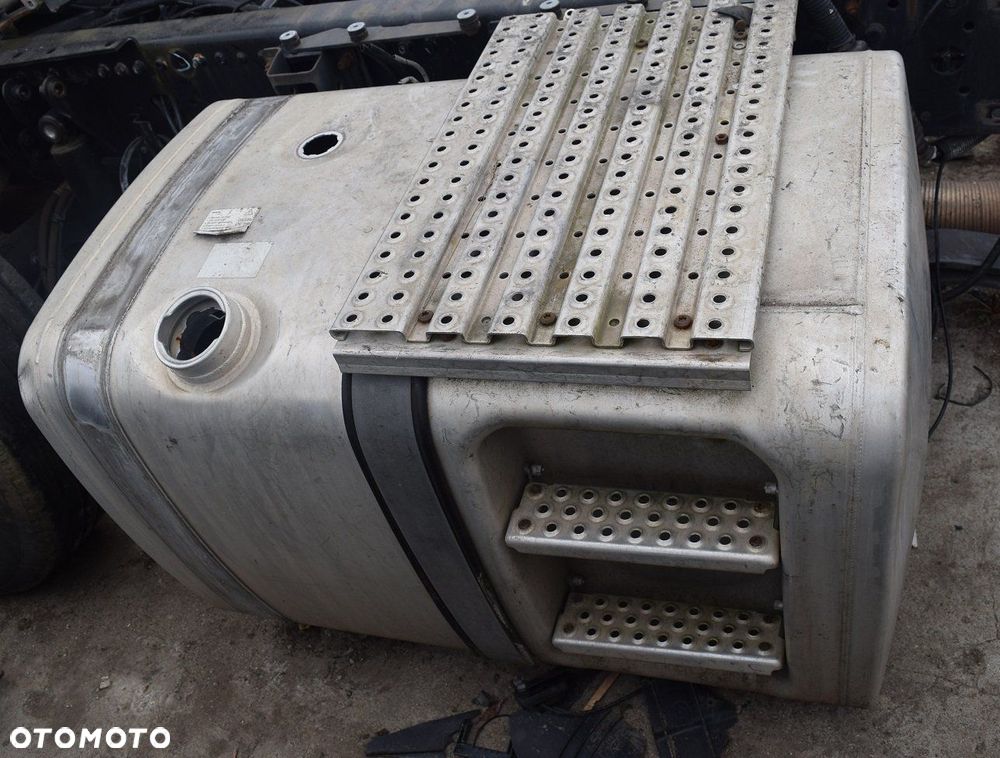 ZBIORNIK PALIWA MAN DAF IVECO SCANIA 480 L - 1