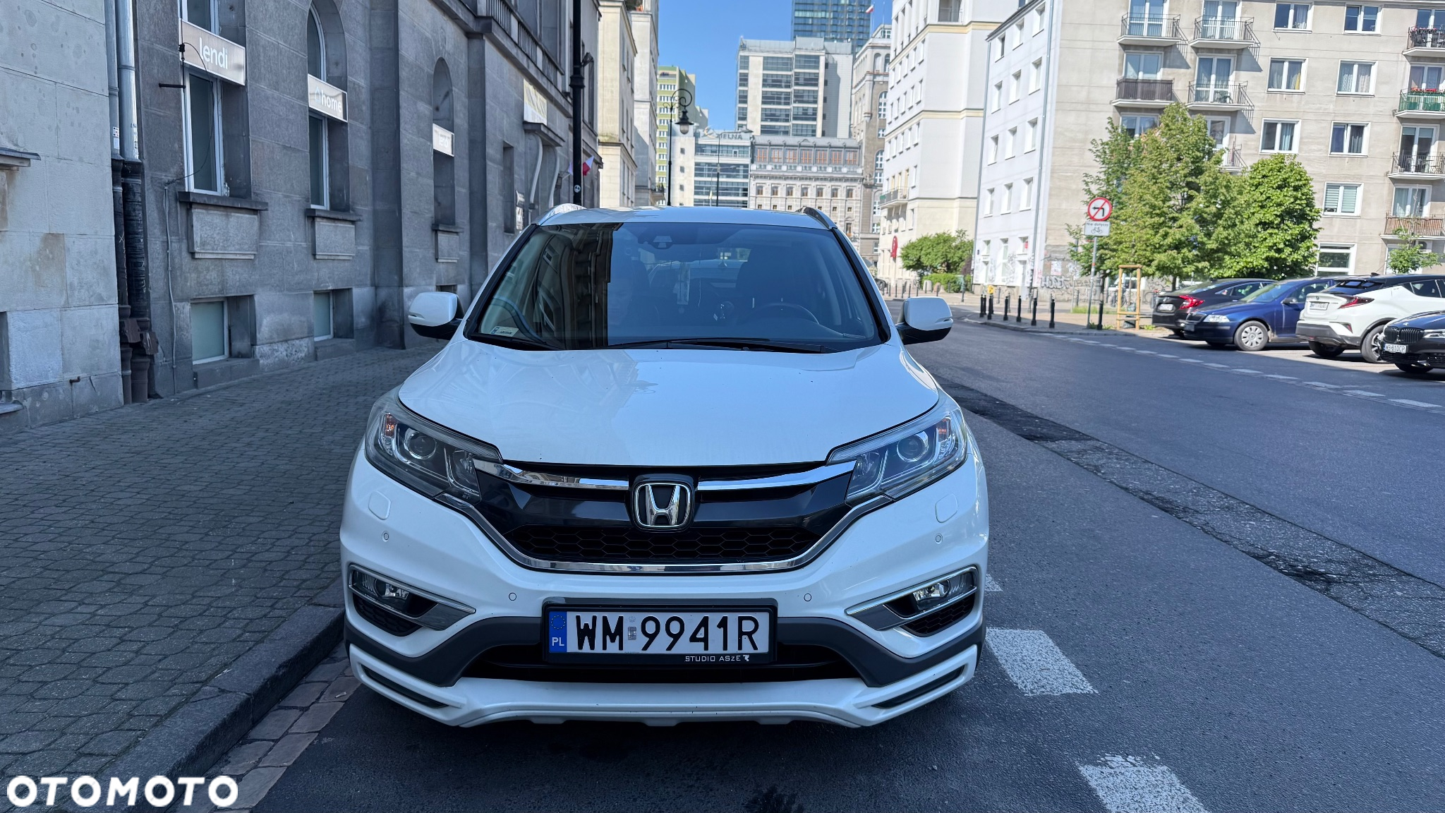 Honda CR-V 1.6i DTEC 4WD Automatik Lifestyle Plus - 2