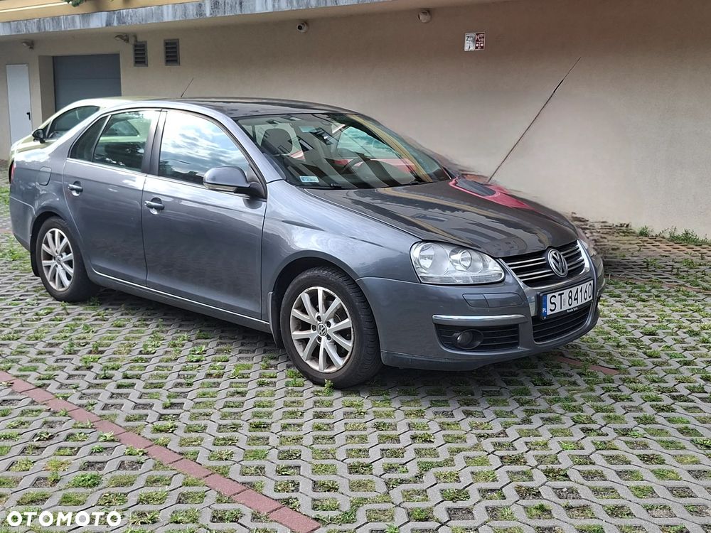 Volkswagen Jetta - 10