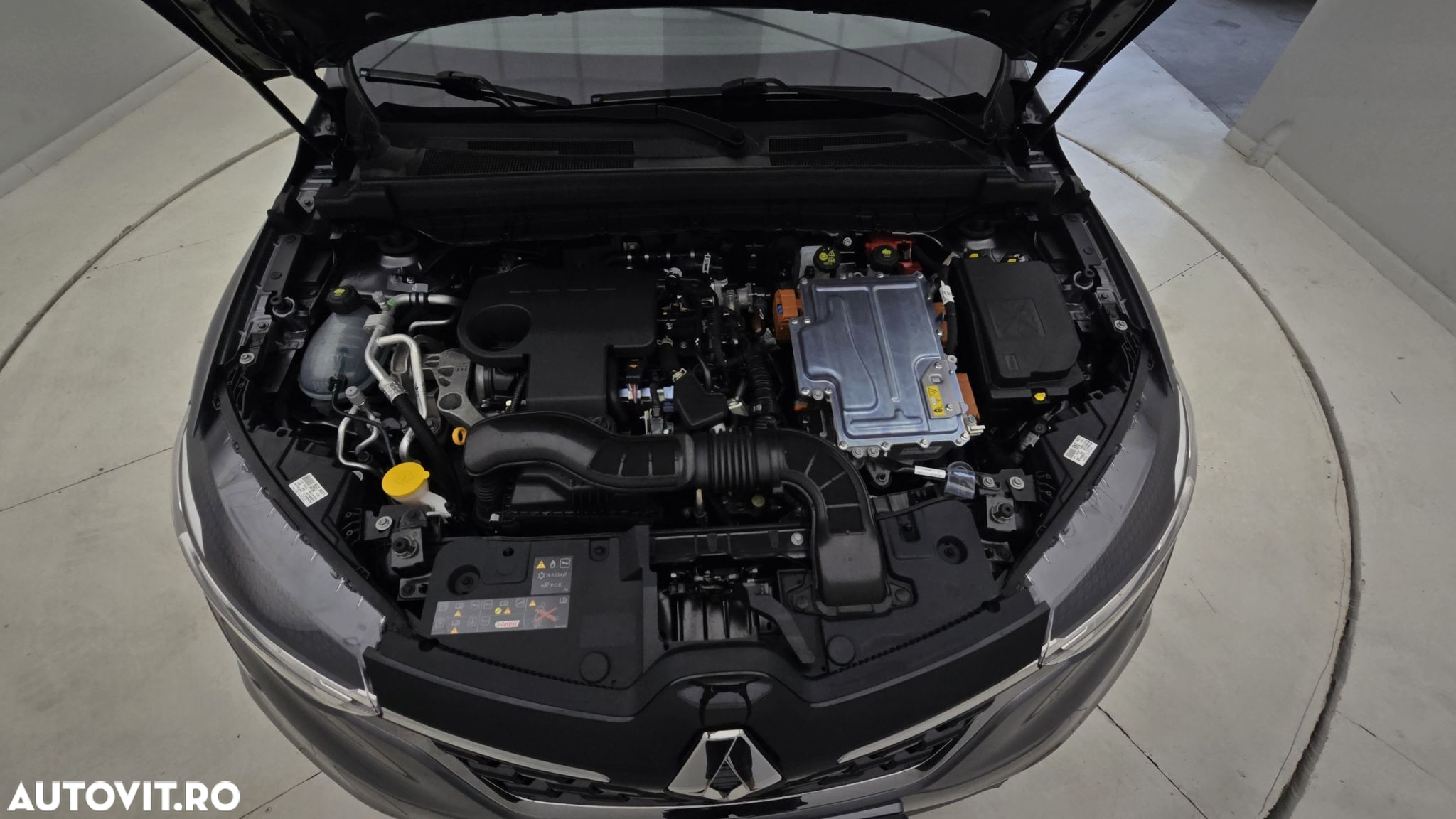 Renault Arkana E-TECH 145 Evolution - 24