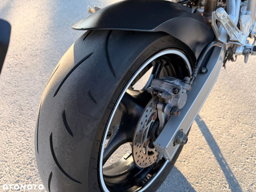 Yamaha FZ6 - 15