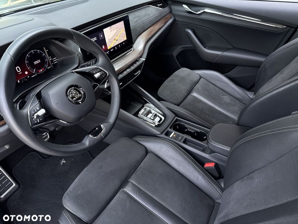 Skoda Octavia Scout 2.0 TDI 4x4 DSG - 11
