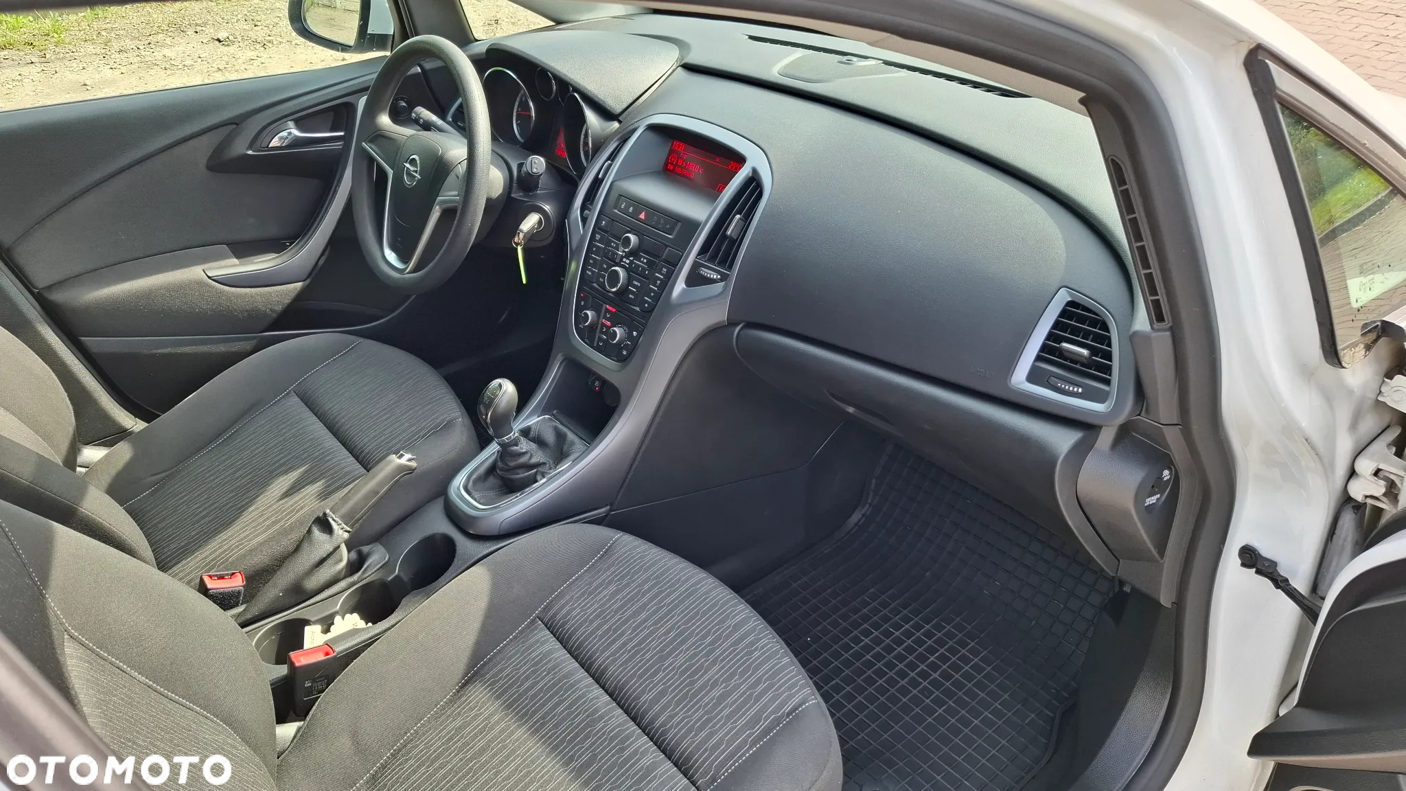 Opel Astra - 18