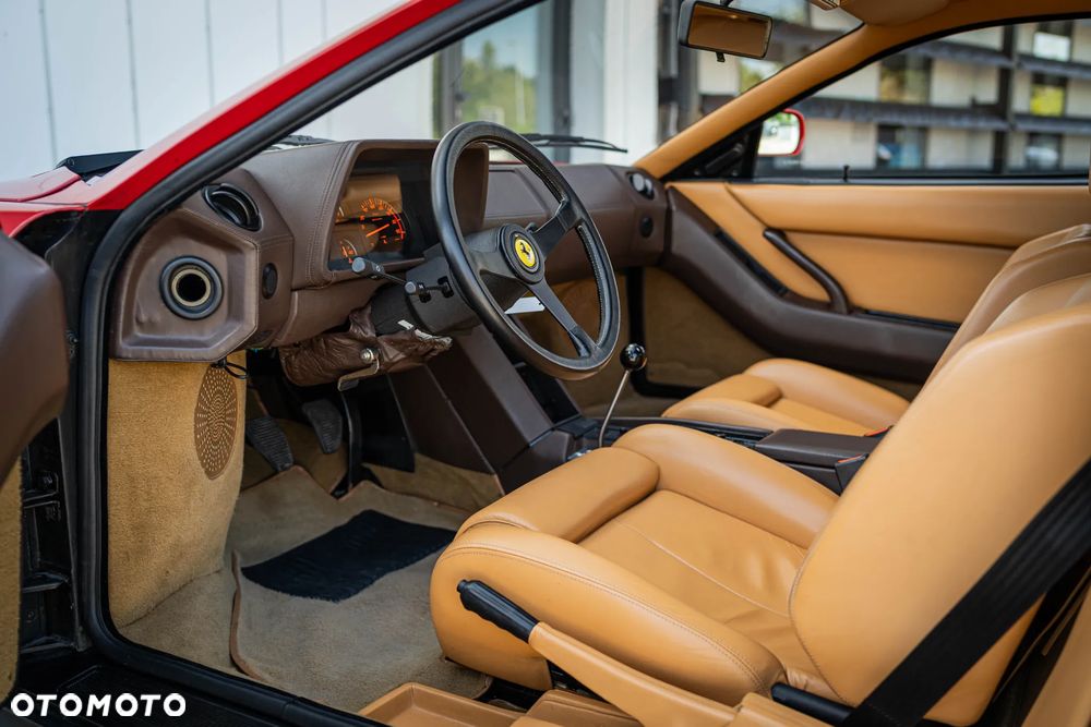 Ferrari Testarossa - 32