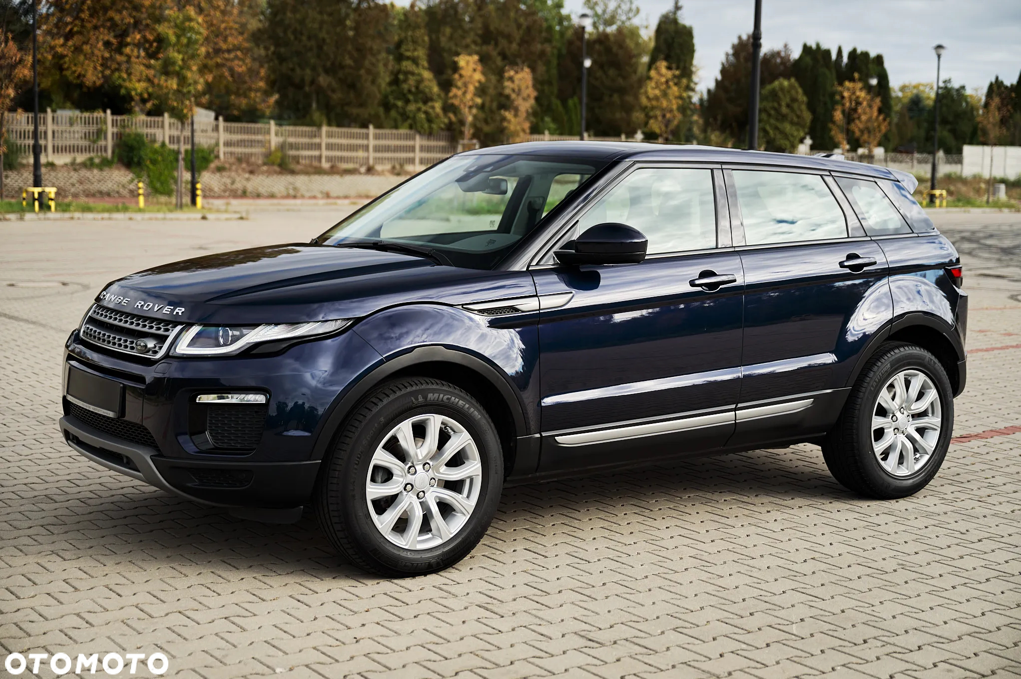 Land Rover Range Rover Evoque 2.0eD4 SE Dynamic Special Edition - 4