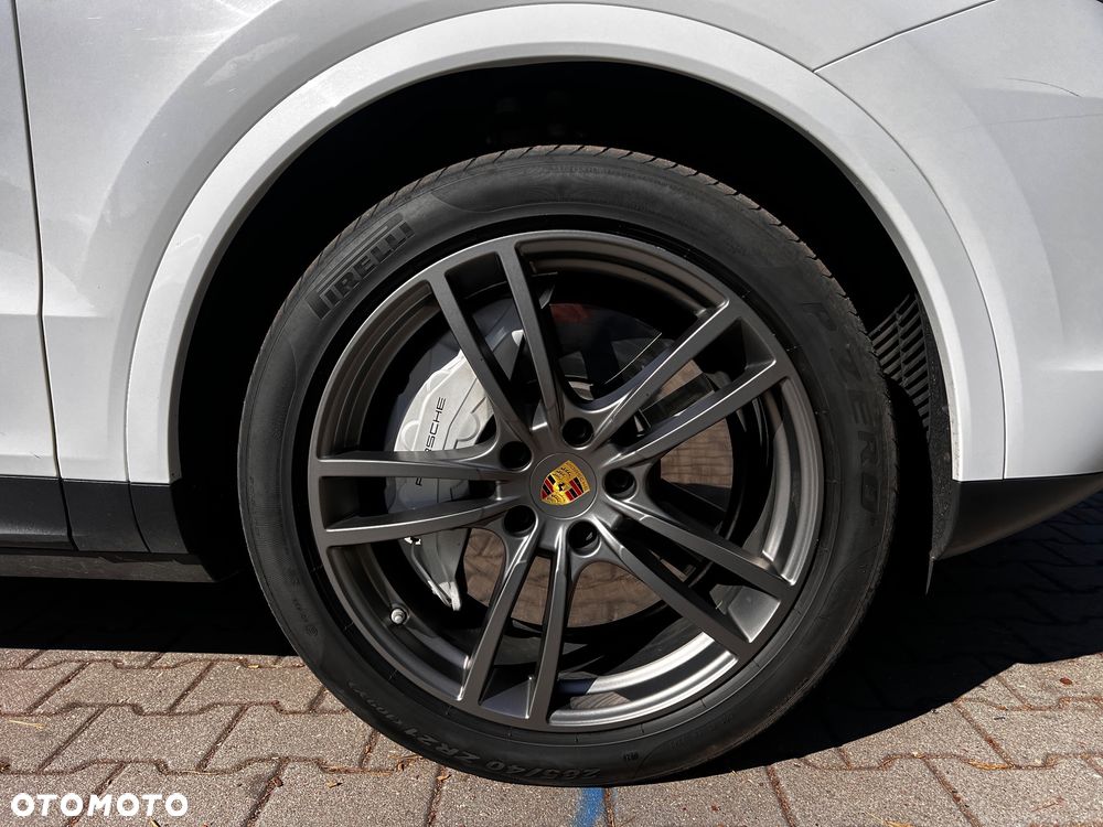 Porsche Cayenne S - 5