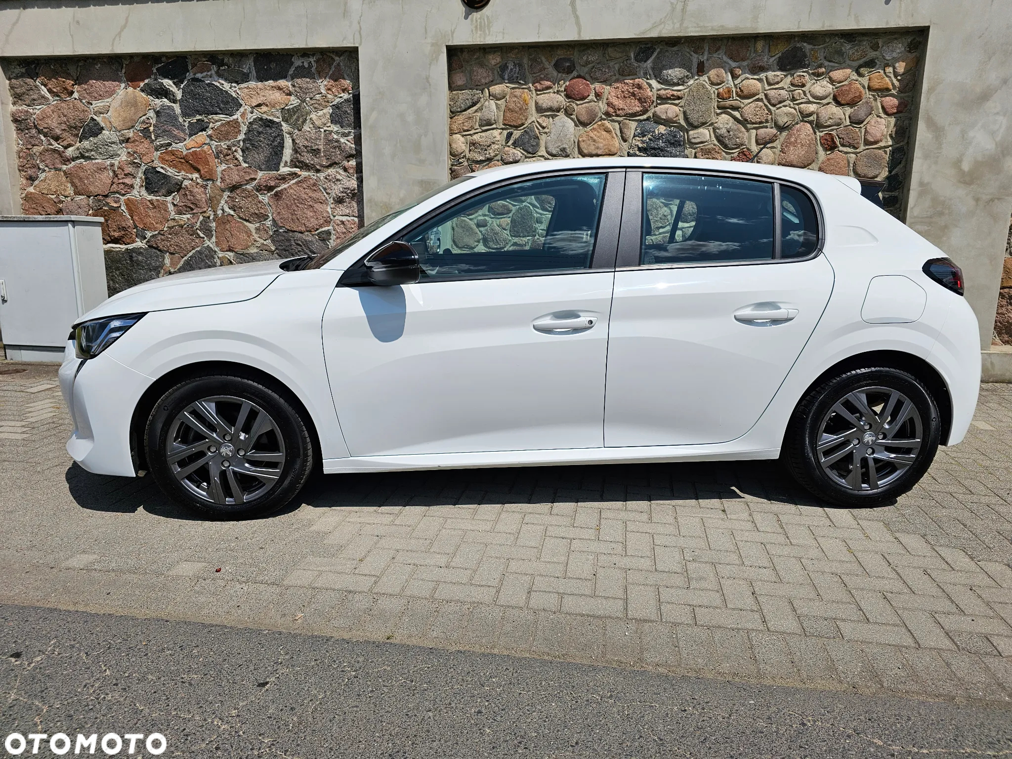Peugeot 208 PureTech 100 Allure - 3