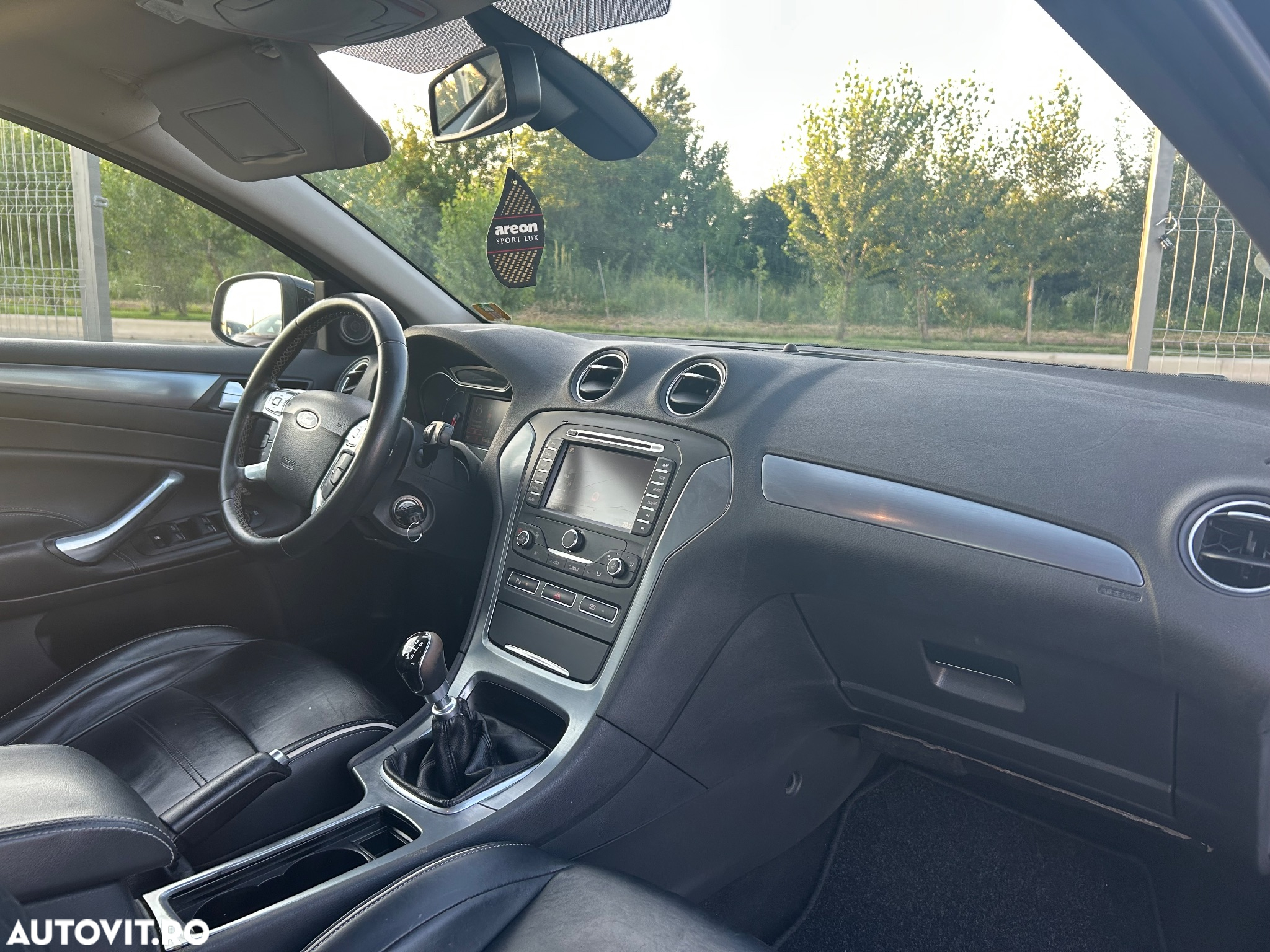 Ford Mondeo 2.0 TDCi Business - 10