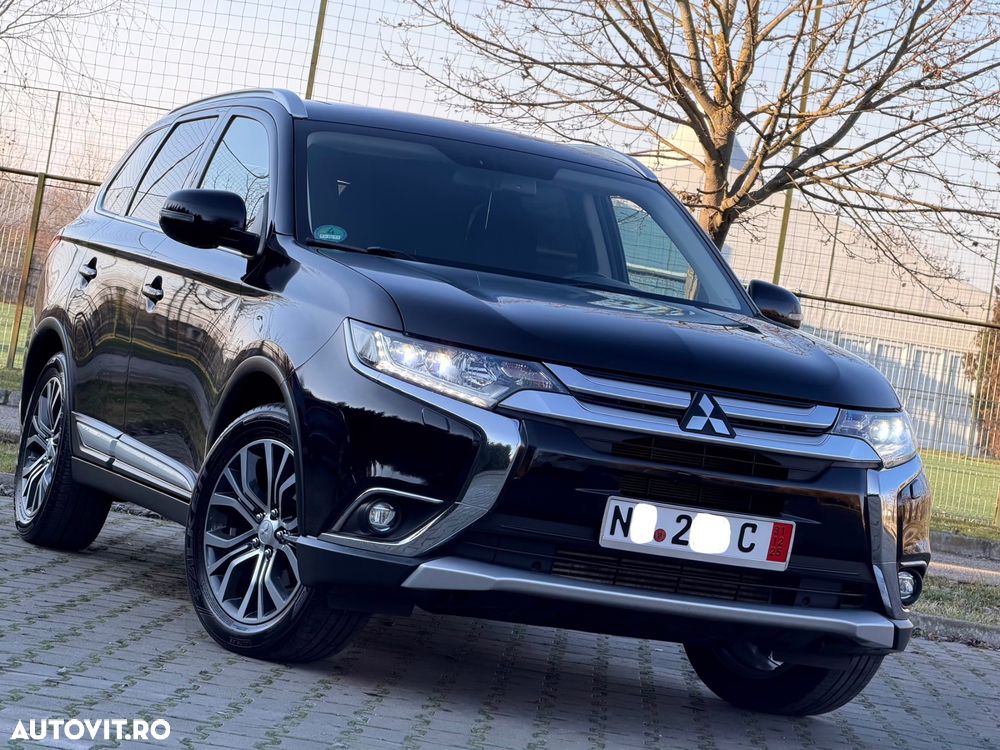 Mitsubishi Outlander 2.2 DI-D 4WD Automatik Edition+ - 4