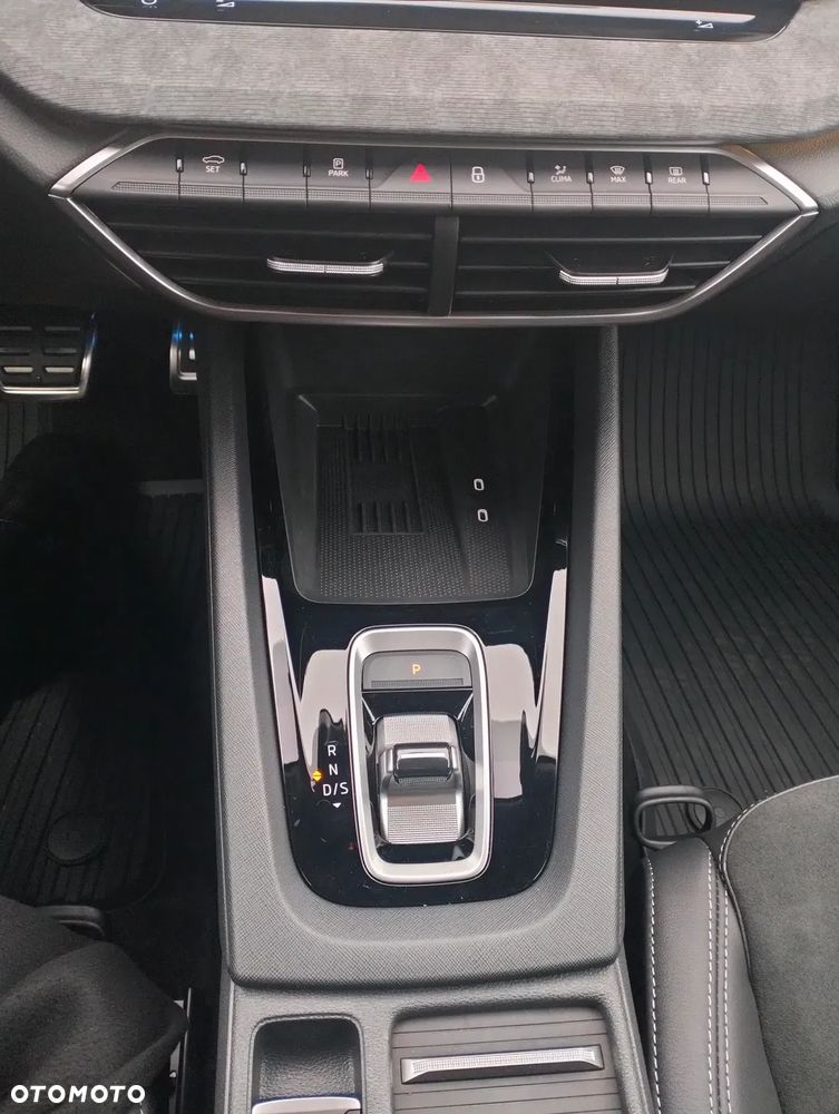 Skoda Octavia 2.0 TDI Selection DSG - 39