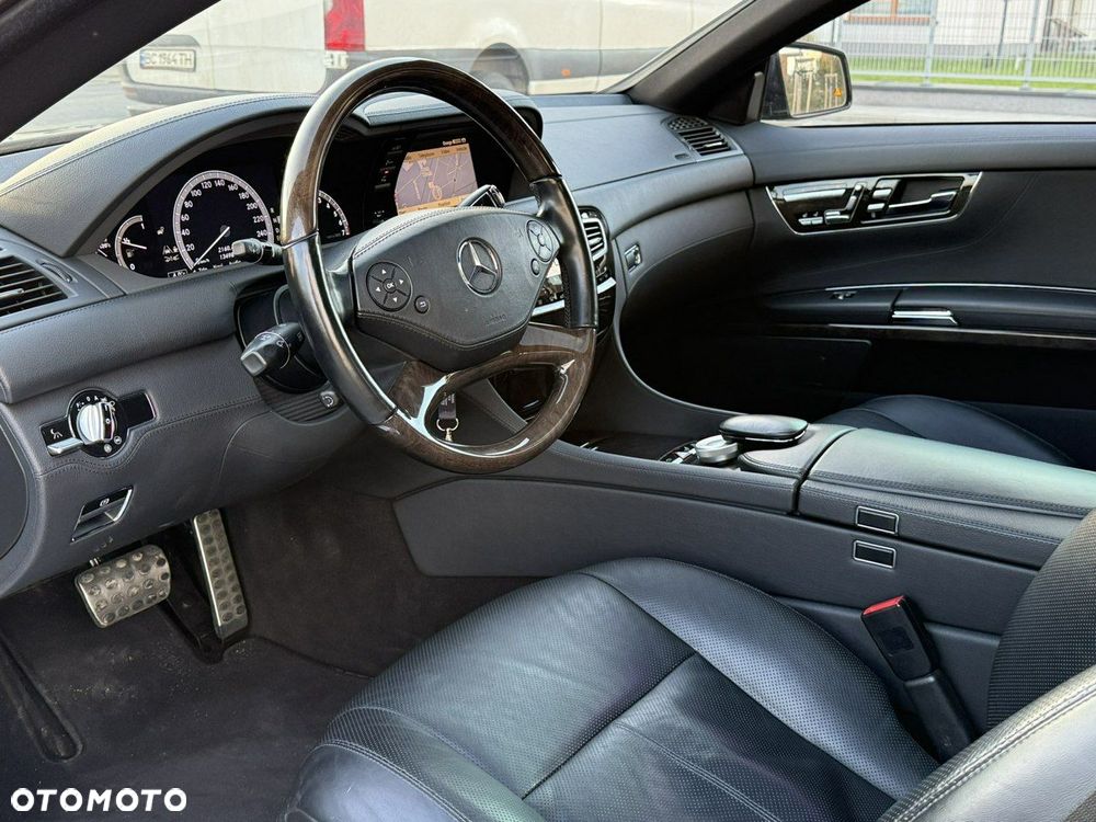 Mercedes-Benz CL - 9
