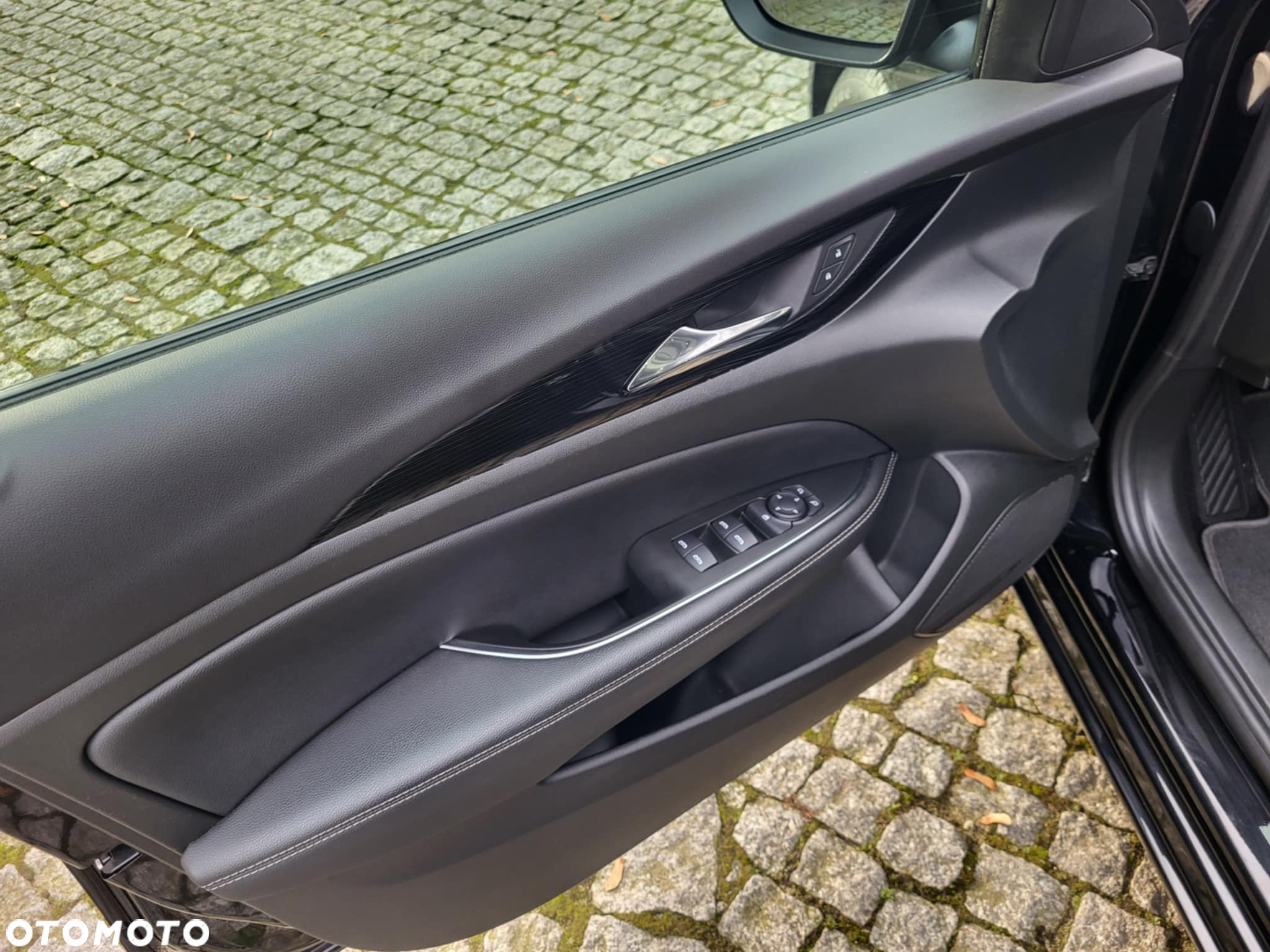 Opel Insignia - 26