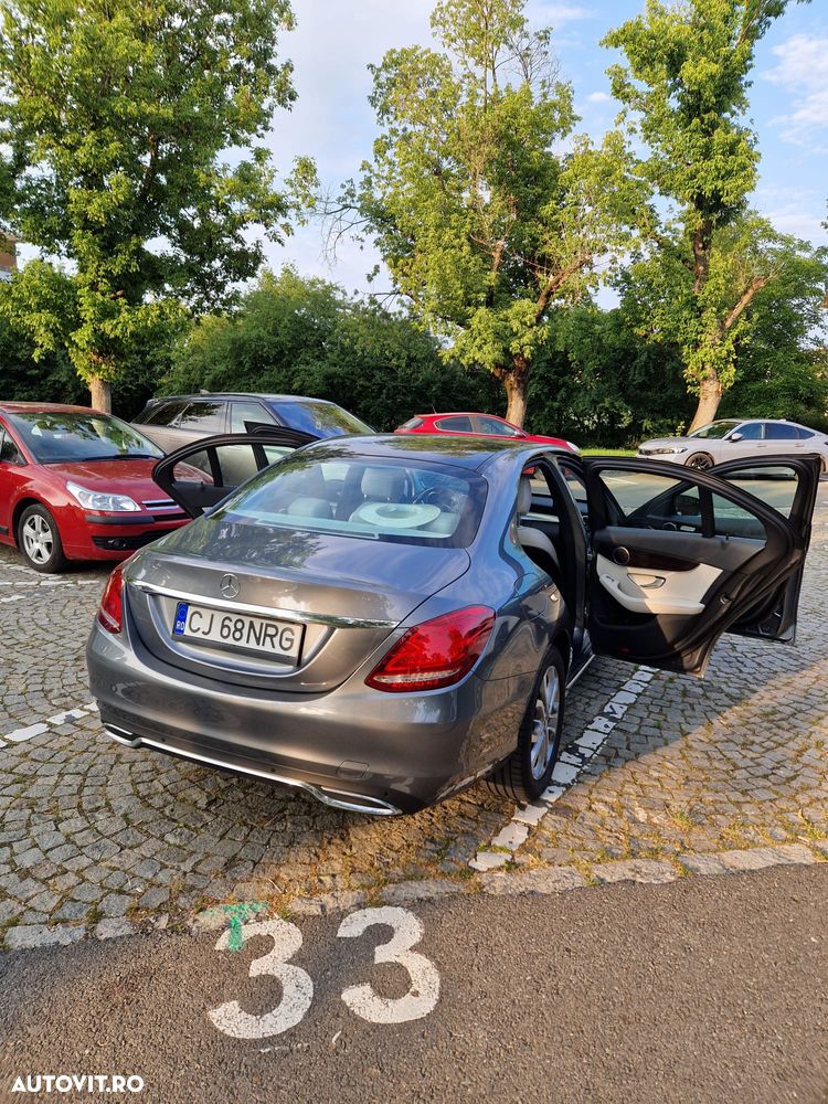 Mercedes-Benz C 250 d 4Matic 9G-TRONIC Avantgarde - 2