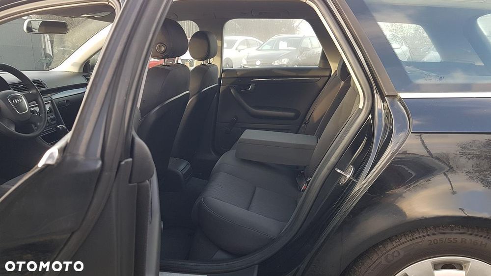 Audi A4 Avant 1.8T - 22
