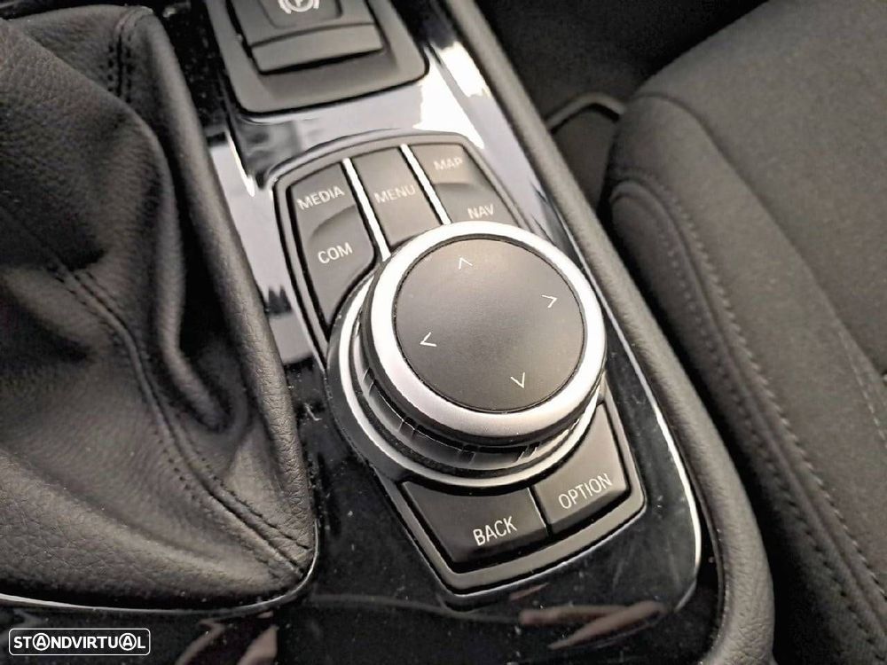 BMW 216 Active Tourer d - 23