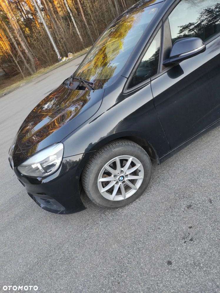 BMW Seria 2 218d - 15