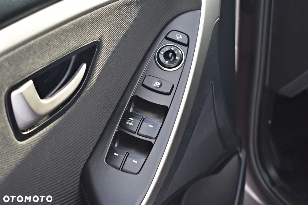 Hyundai i30 1.4 CRDi Intro Edition - 40