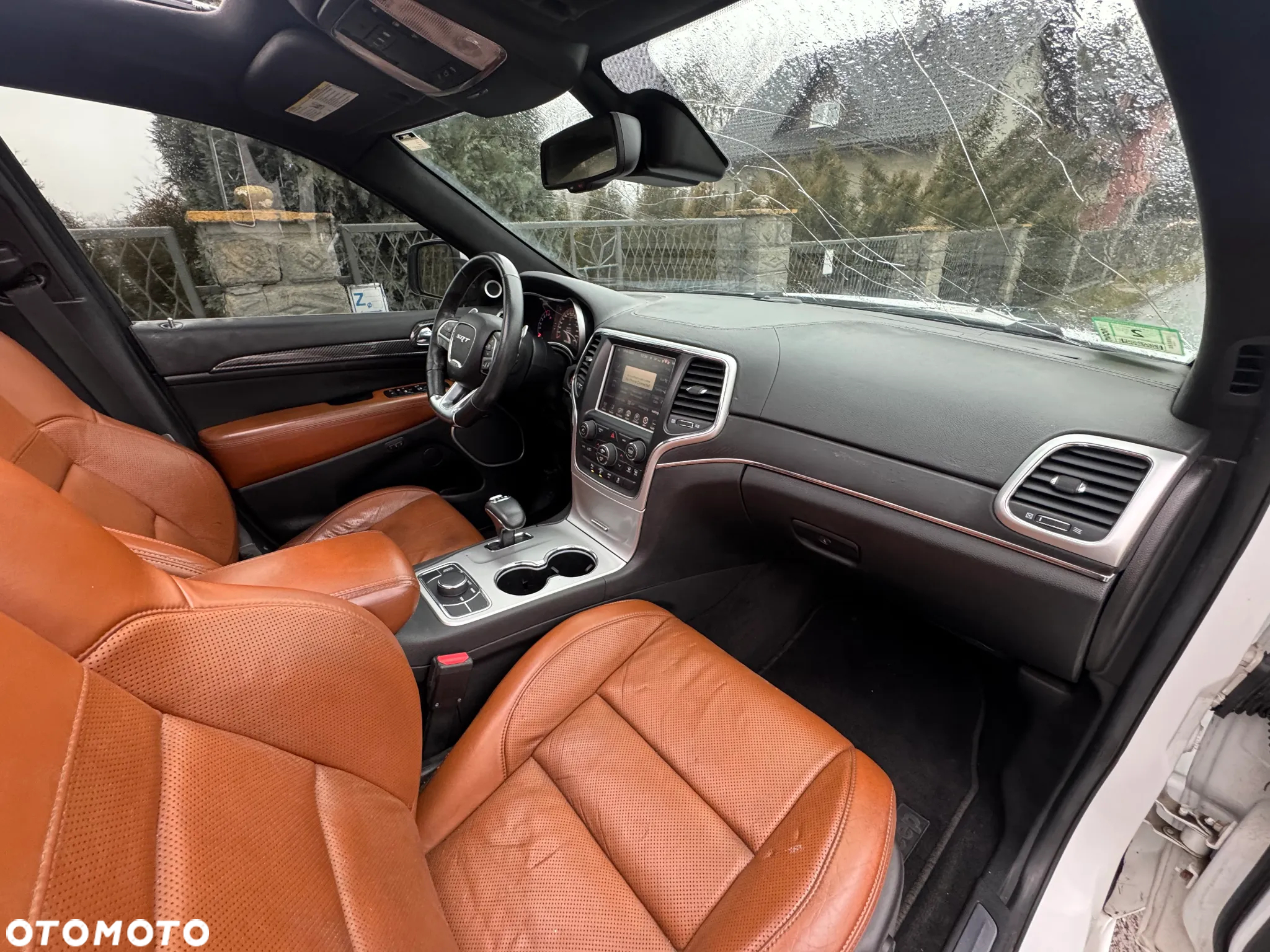 Jeep Grand Cherokee - 19