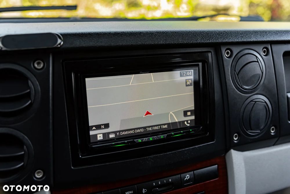 Jeep Commander 3.0 CRD DPF Automatik Limited - 36