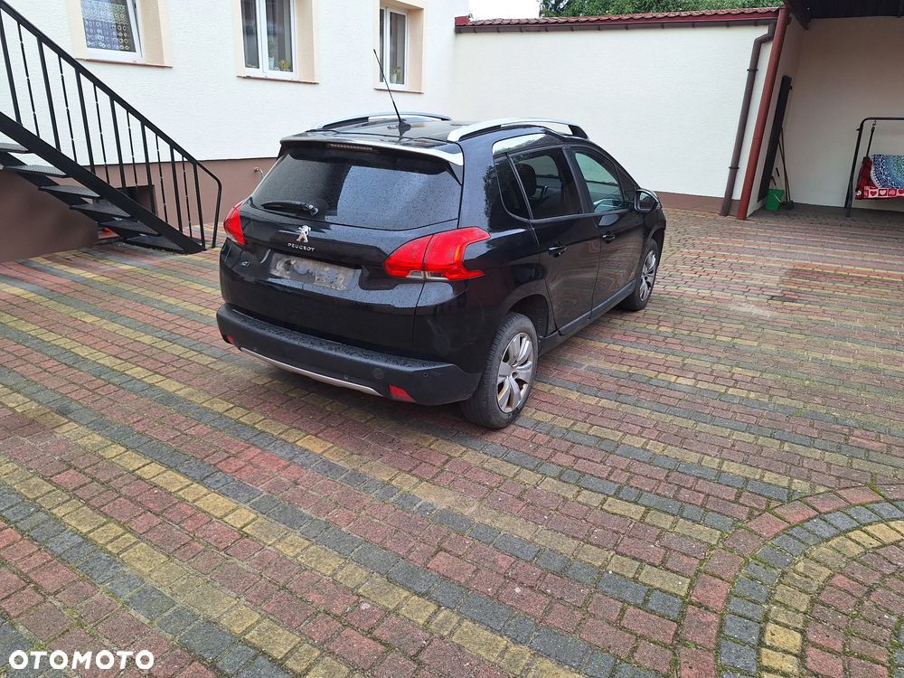 Peugeot 2008 PureTech 82 Style - 9