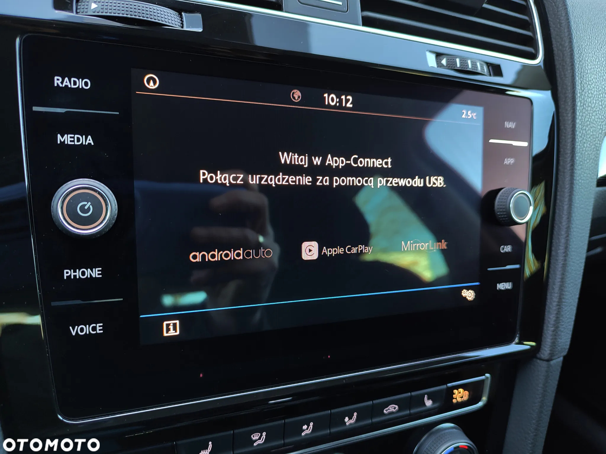 Volkswagen Golf Variant 1.5 TSI ACT DSG Sound - 22