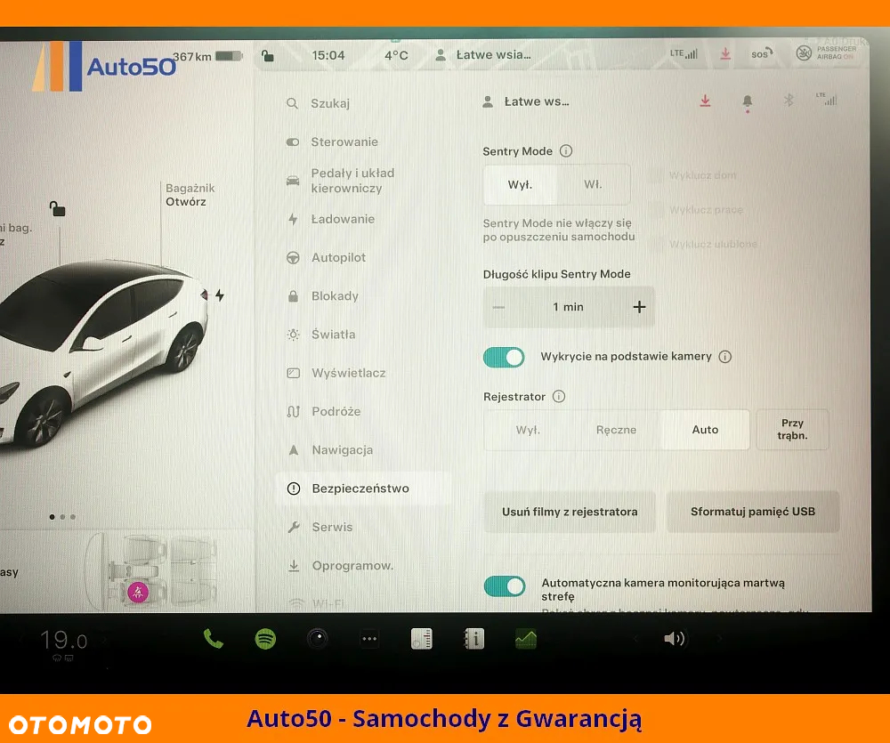 Tesla Y Long Range AWD - 38