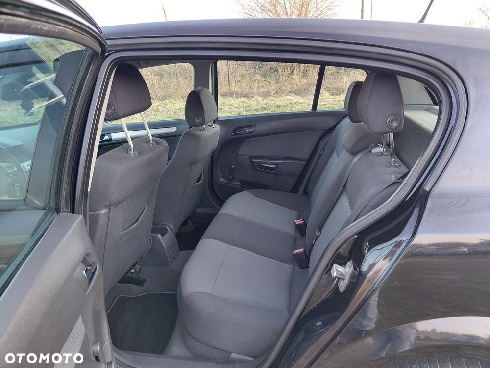 Opel Astra - 9