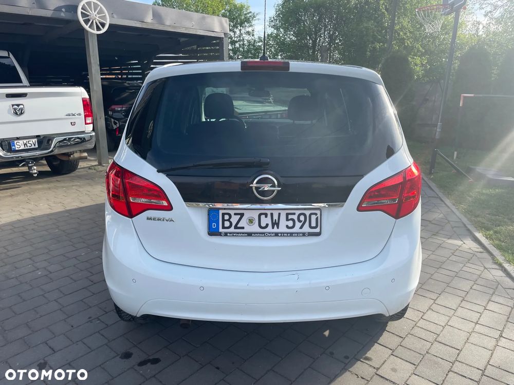Opel Meriva - 8