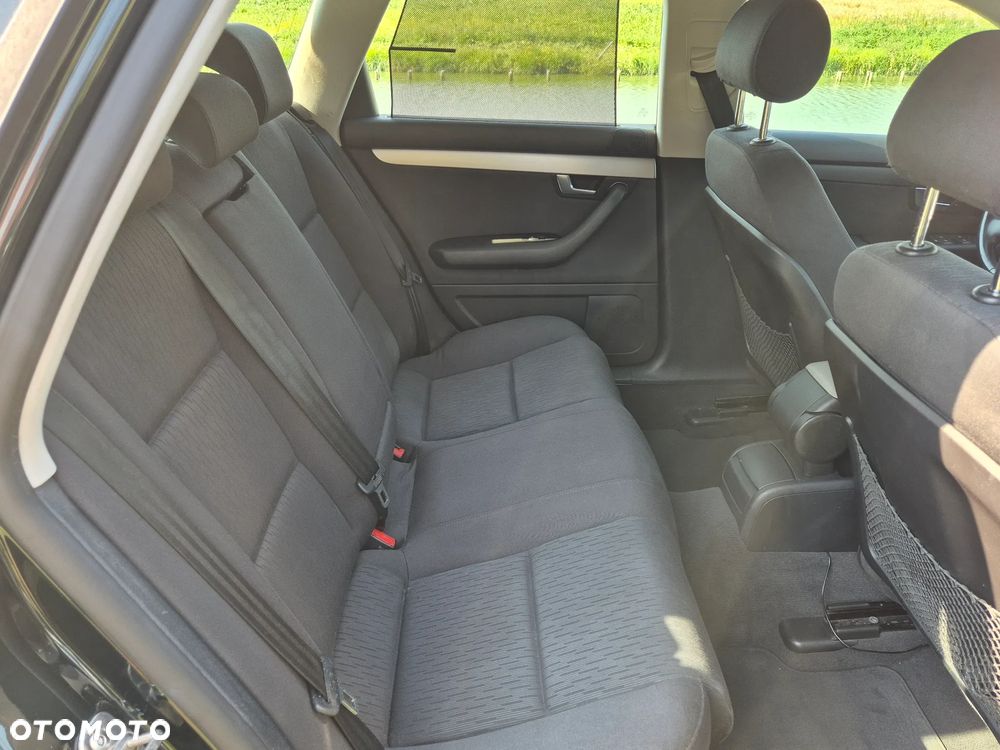 Audi A4 Avant 2.0 TDI - 30