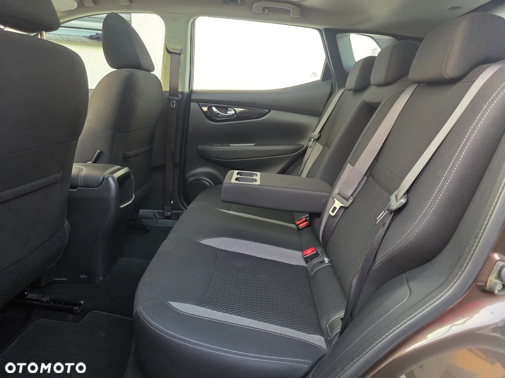 Nissan Qashqai 1.3 DIG-T Tekna+ - 24
