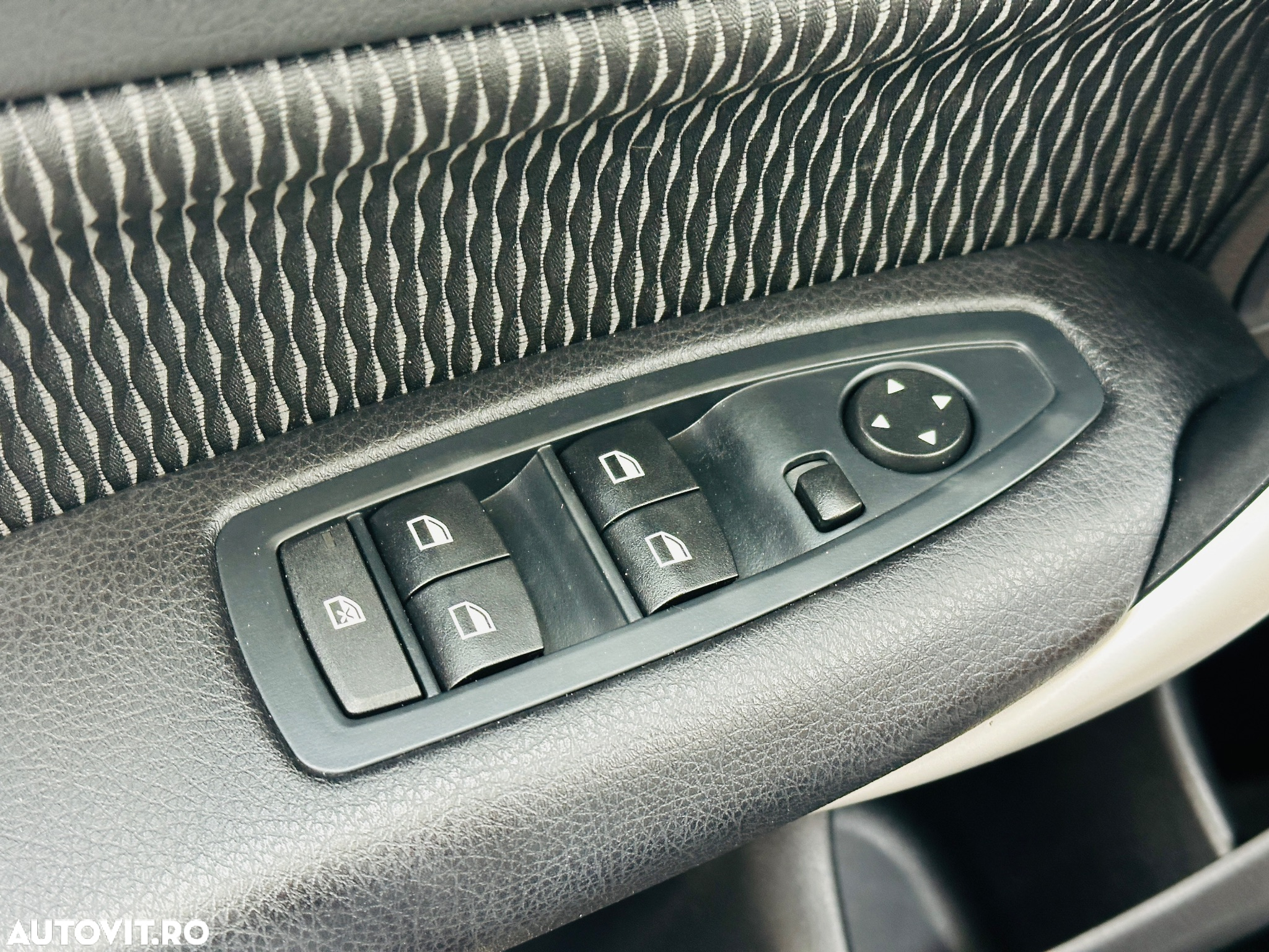 BMW Seria 1 - 22