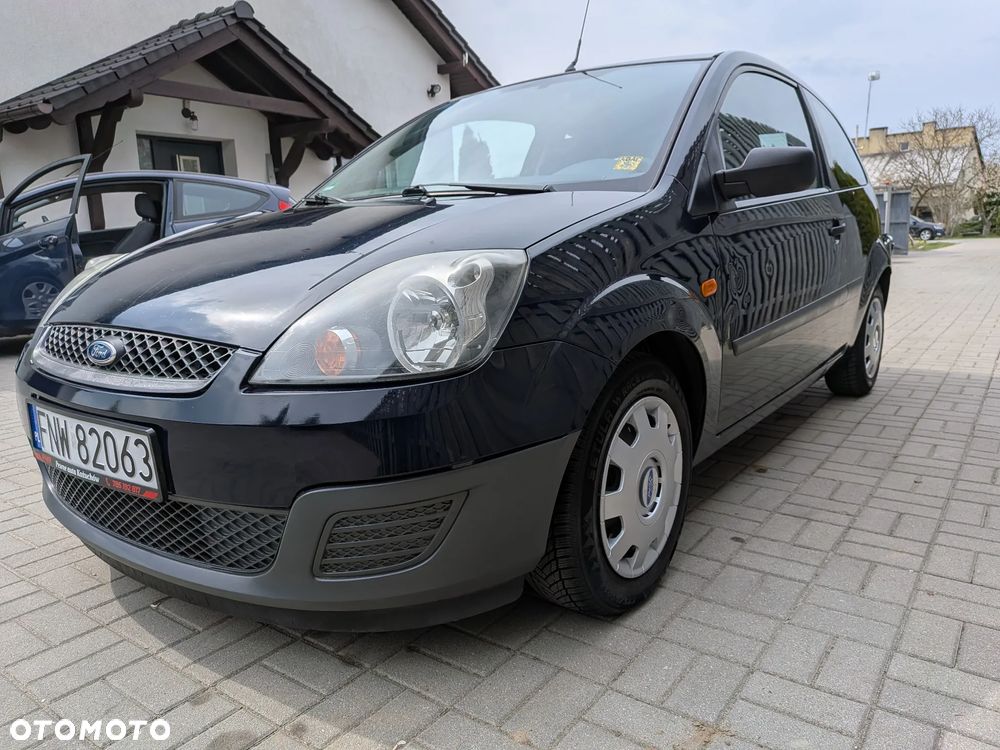 Ford Fiesta 1.3 - 7