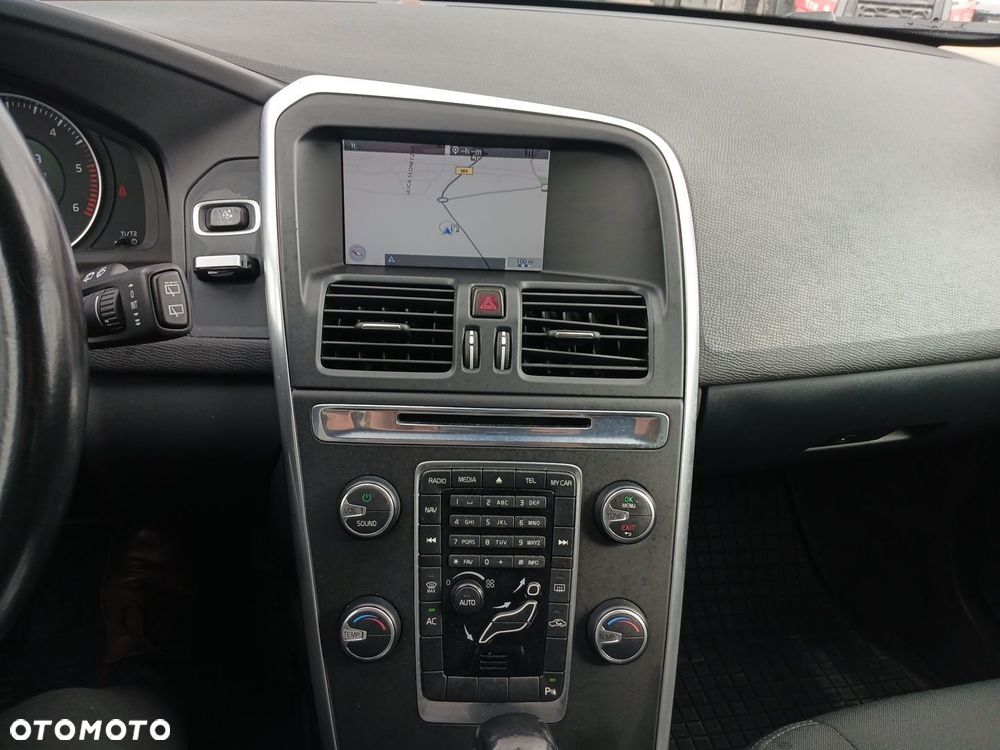 Volvo XC 60 D3 Kinetic - 19
