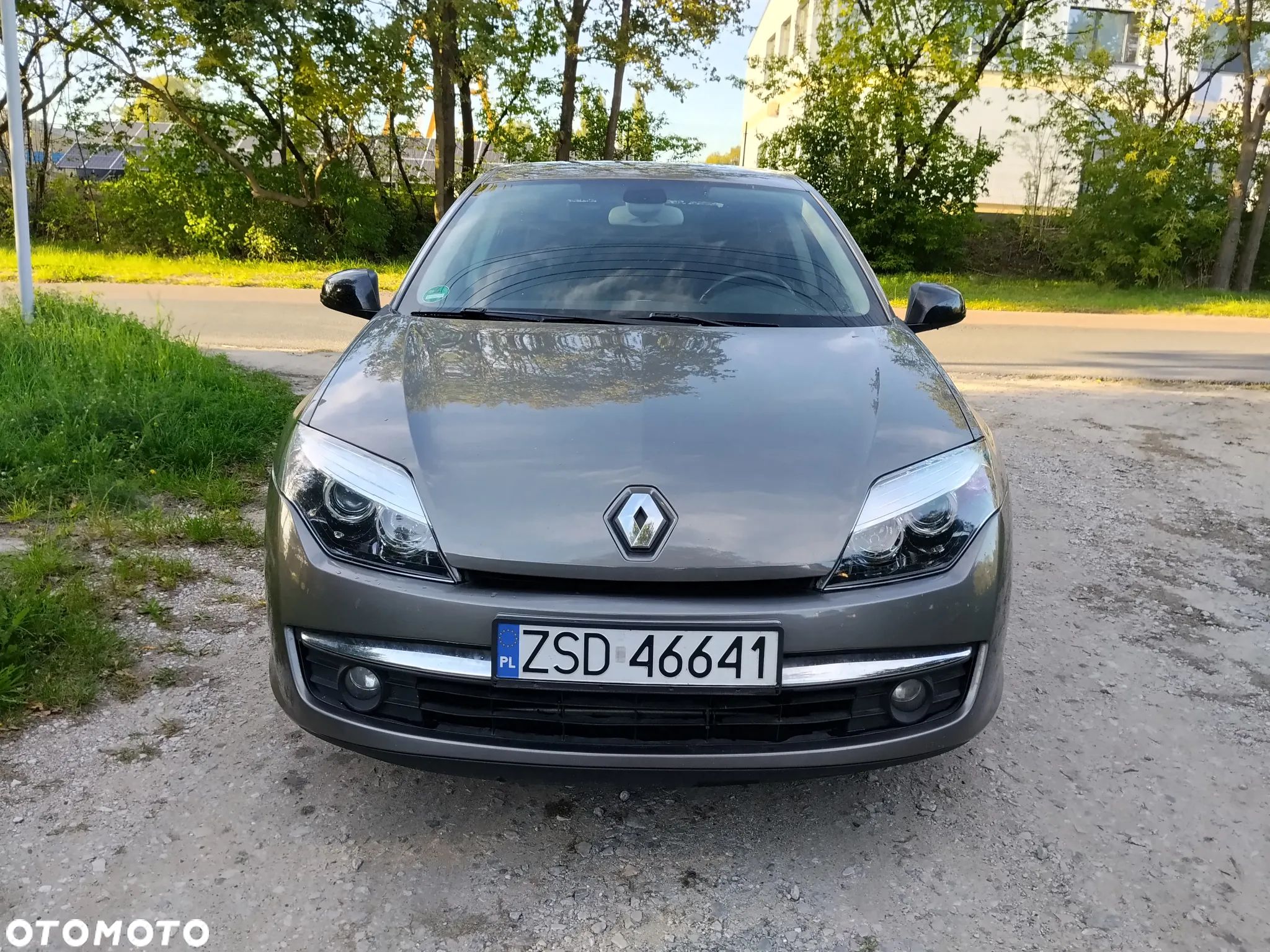 Renault Laguna - 1
