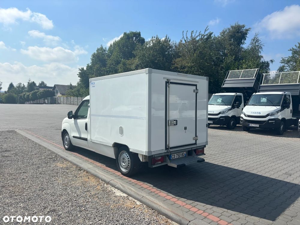 Fiat DOBLO CHŁODNIA MROZNIA KILKA SZTUK - 3