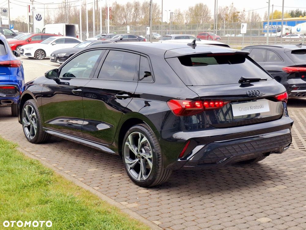 Audi A3 Sportback - 4