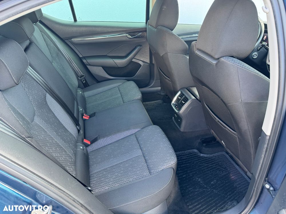 Skoda Octavia 2.0 TDI DSG Style - 18