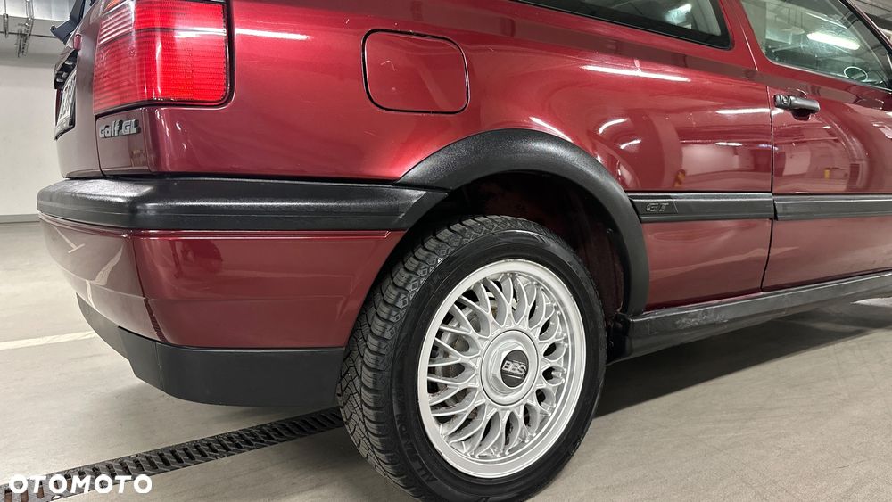 Volkswagen Golf - 36