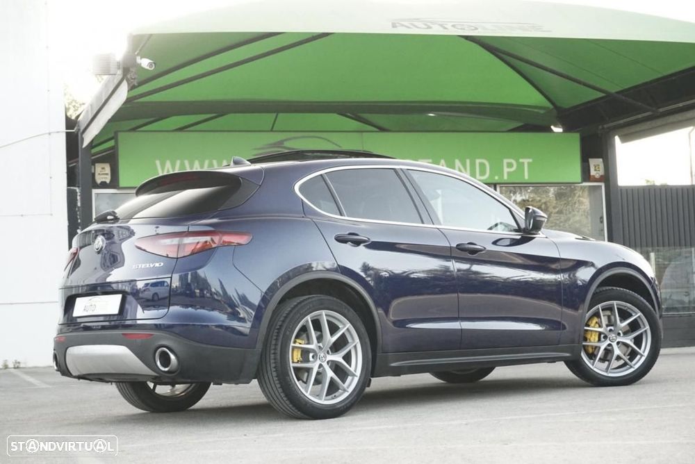 Alfa Romeo Stelvio 2.0 T Veloce TI Q4 AT8 - 6
