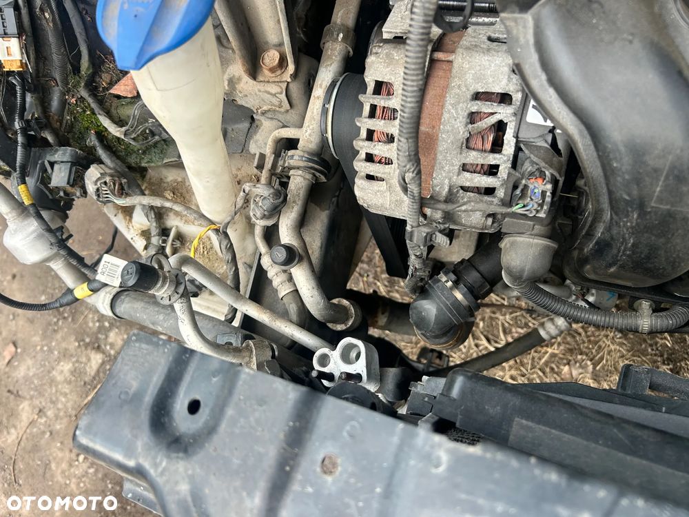 Kia Optima 2.0 L - 15