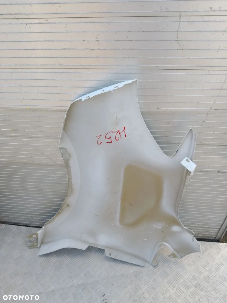 H252 PRAWY BŁOTNIK MERCEDES SPRINTER III 3 W907 W910 2018- - 4