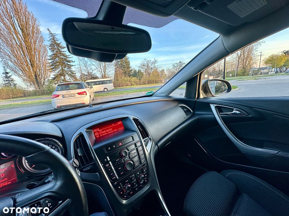 Opel Astra 1.4 Turbo Color Edition - 30