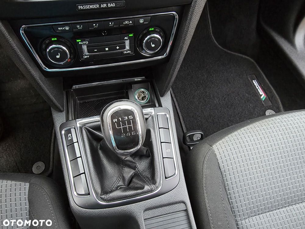 Skoda Superb 1.8 TSI Active - 9