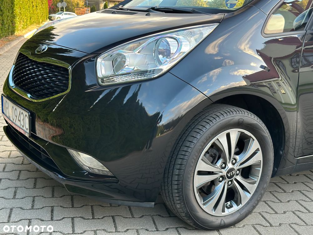 Kia Venga - 35